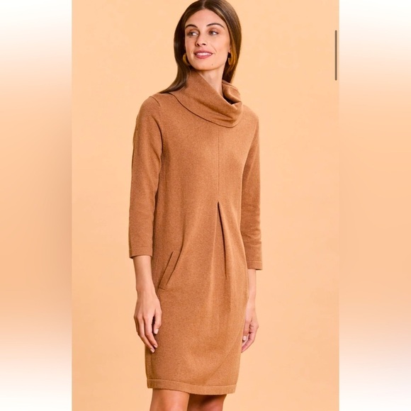 NWT TYLER BOE Faux Suede Kim Cowl Neck Size XS / Can fit small - Pit 19” - Brown - Picture 2 of 11